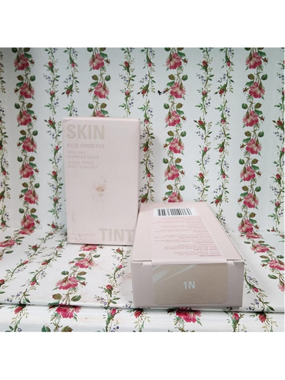 Kylie Skin Tint Blush Tint in 1N
#kylie #blush